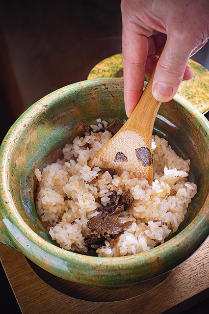 かどわきのトリュフご飯